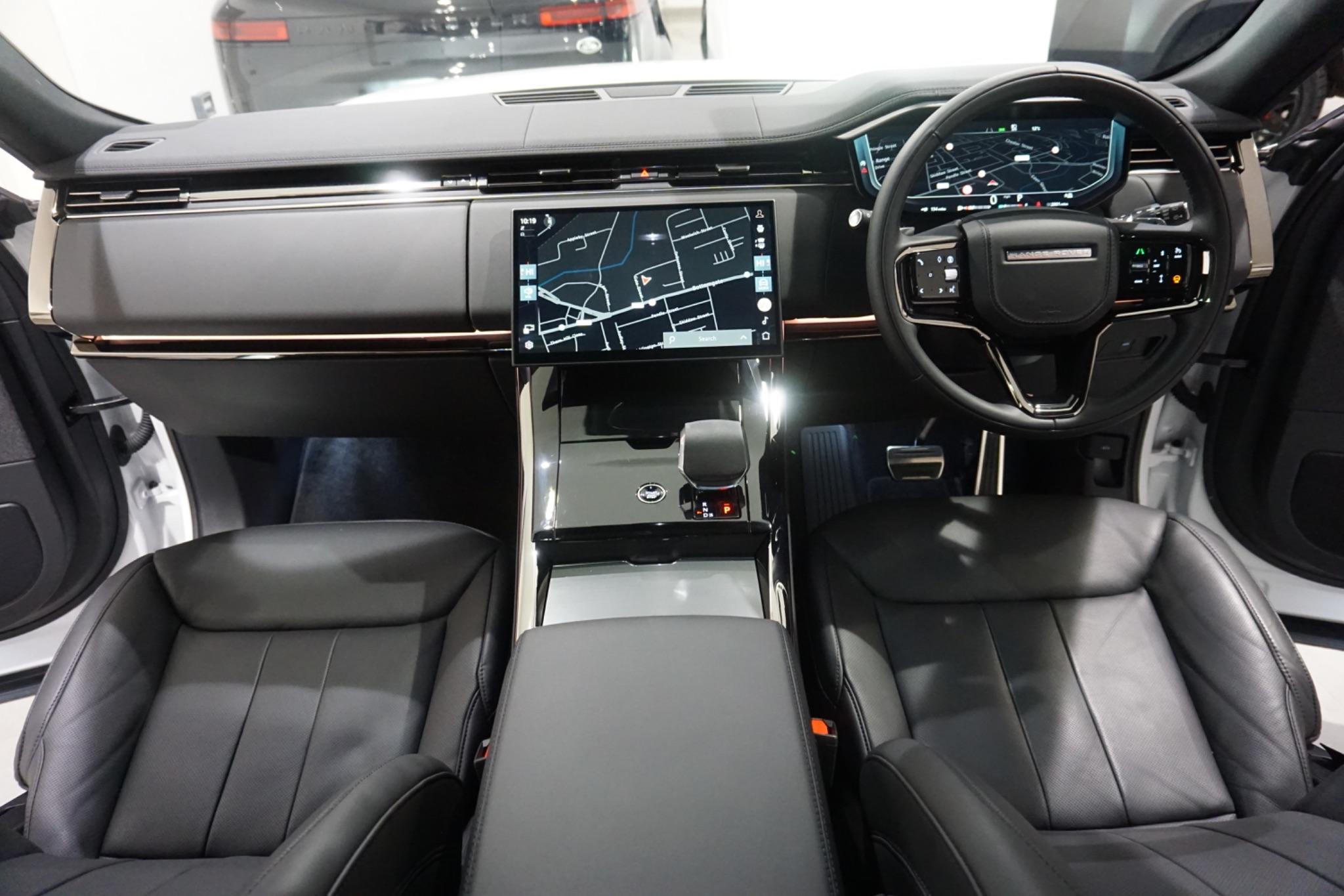 Land Rover Range Rover Sport 3.0 D300 MHEV Dynamic SE Auto 4WD Euro 6 (s/s) 5dr